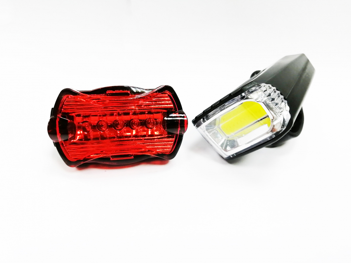 Фонари перед+задн. пл. QX-T0198, LED лента 5 LED, 3 5 реж. 5xAAA, 3265423
